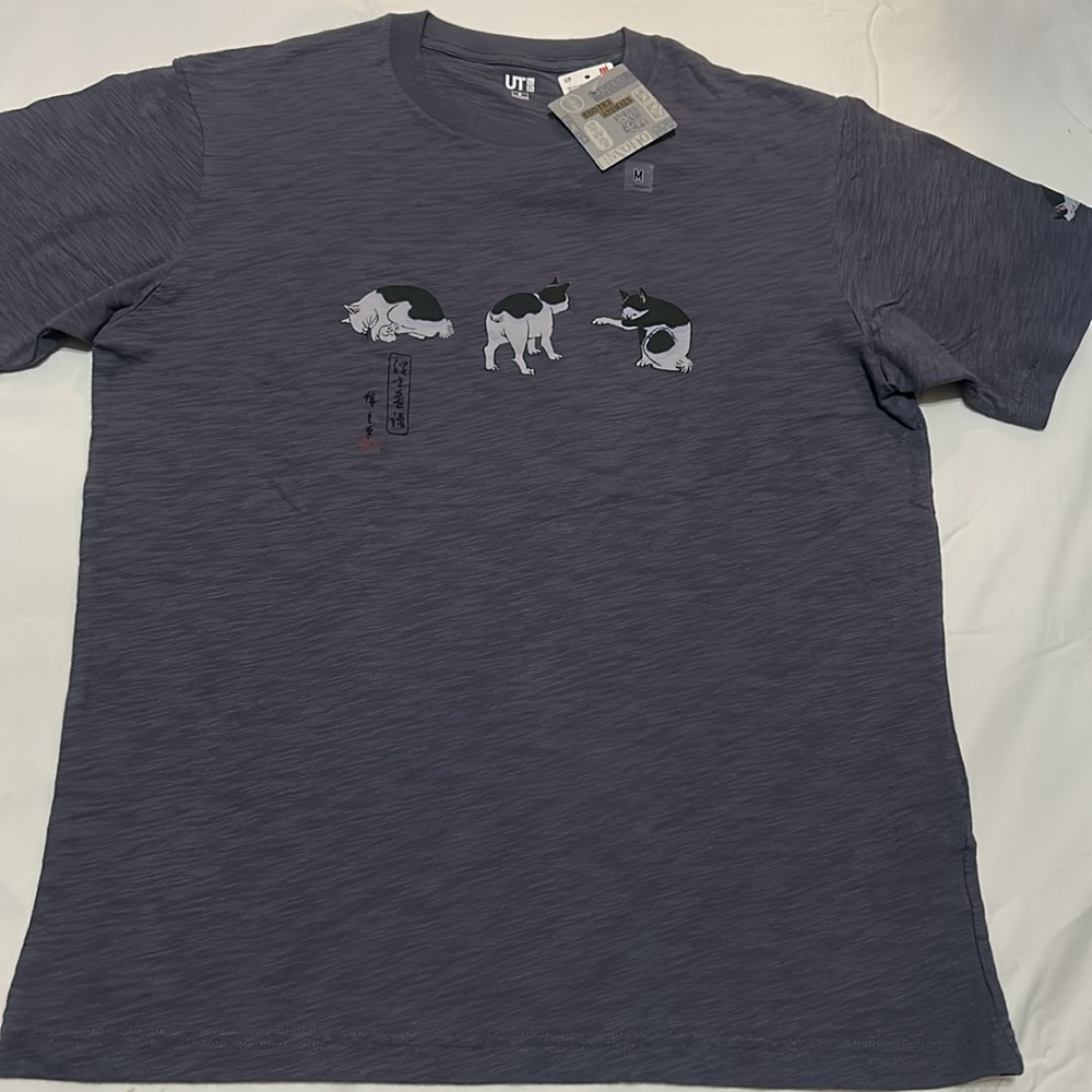 UNIQLO Unisex Gray/Blue Cat Graphic T-Shirt Cotton size M NWT